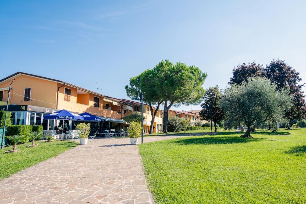 Apartmán La Casa Sul Porto - Italian Homing Sirmione Exteriér fotografie